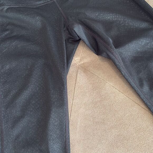 Athleta black snakeskin pattern leggings - Picture 7 of 7